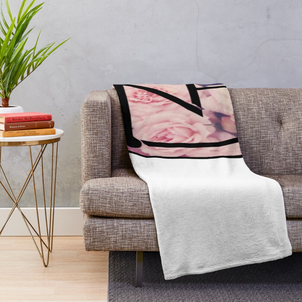 urblanket large couchsquarex1000 3 - Niall Horan Shop
